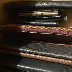 VARIOUS WALLETS